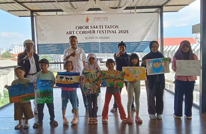 lomba melukis Bebas Ekspresikan Diri, Anak-Anak Tuangkan Imajinasi dalam Lomba Lukis Tanpa Batas Tema