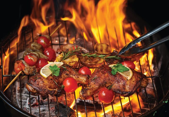 Sunset Barbeque di POPULICO – Jumat Sore yang Asik Bareng BBQ dan Musik Seru