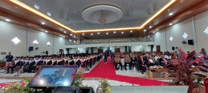 Universitas Nusa Bangsa Bogor Gelar Wisuda ke-33 dengan Semangat Humanis, Lahirkan 132 Lulusan Siap Mengabdi Universitas Nusa Bangsa Gelar Wisuda ke-33, Lahirkan 132 Lulusan Siap Mengabdi