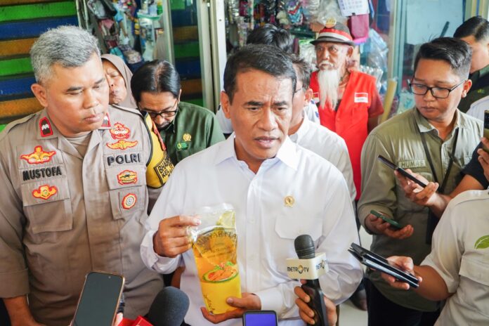 Hadapi Ramadan, Pemerintah Perkuat Stok Minyak Goreng Lewat BUMN