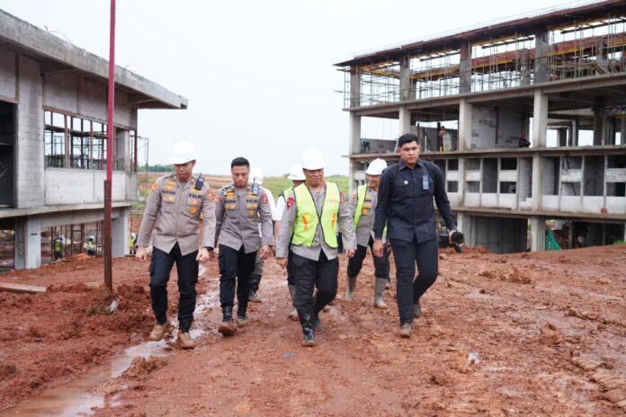 Wakapolri Pantau Pembangunan SMA Kemala Taruna Bhayangkara di Bogor, Progres Capai 43 Persen