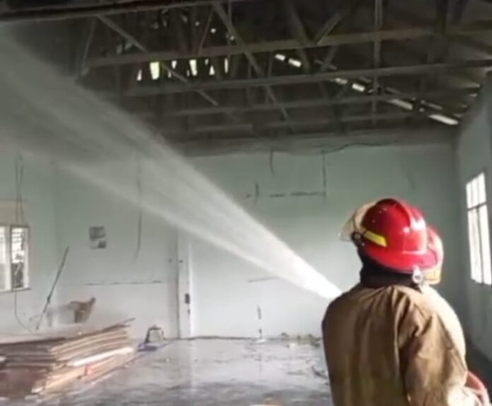 Kebakaran Gudang Ponpes di Ciburuy Bogor, Damkar Berhasil Jinakkan Api