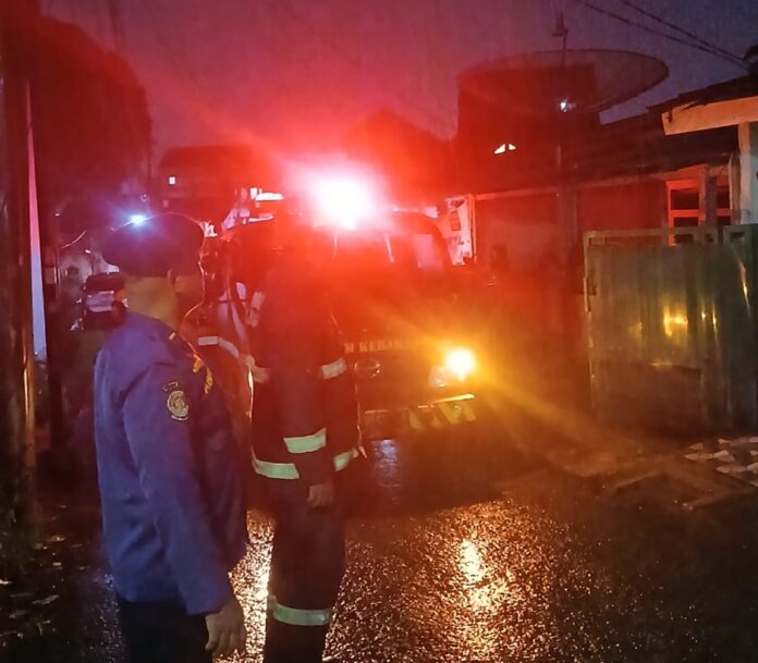 Kebakaran Rumah di Ciomas Bogor Dini Hari, Api Berhasil Dipadamkan Tanpa Korban