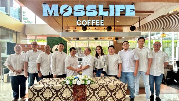 Dari Kopi ke Komunitas: Mosslife Coffee Jadi Anchor Lifestyle District East