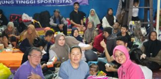 Bhayangkari Jabar Hadir untuk Korban Longsor dan Banjir Bandang Pasirlangu Bhayangkari Jabar Hadir untuk Korban Longsor dan Banjir Bandang Pasirlangu