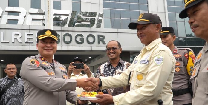 Polres Bogor Gelar Upacara HUT Satpam ke-45, Apresiasi Peran Mitra Keamanan
