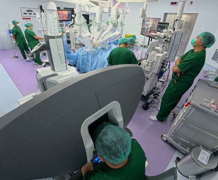 Teknologi Da Vinci XI Hadir di Indonesia, Solusi Operasi Kanker Prostat Lebih Presisi
