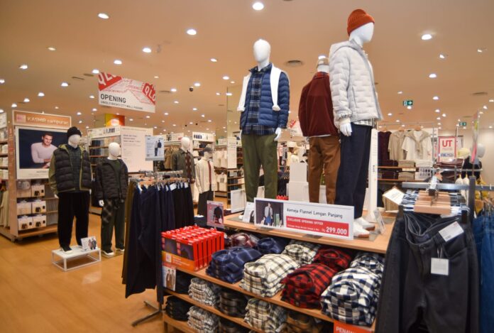 Fast Retailing Catat Laba Naik 31%, Target Kinerja 2026 Melesat Berkat UNIQLO Global