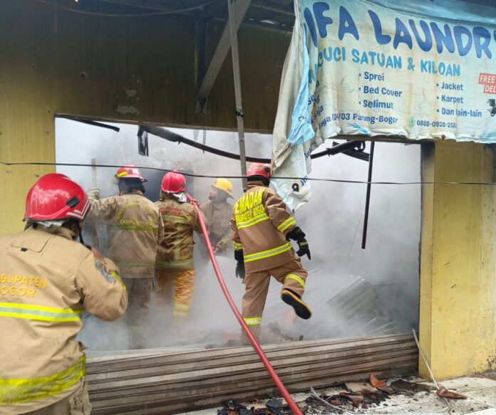 Kebakaran Toko Laundry di Parung Bogor Akibat Kebocoran Gas, Damkar Padamkan Api dalam 1 Jam