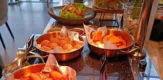 Tempat Bukber Estetik di Thamrin: SKYLOFT all seasons Sajikan Menu Nusantara hingga Timur Tengah Tempat Bukber Estetik di Thamrin: SKYLOFT all seasons Sajikan Menu Nusantara hingga Timur Tengah