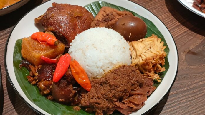 Gudeg Mercon Bu Prih Buka Outlet ke-5 di Gading Serpong, Hadirkan Sensasi Pedas Mercon Khas Jogja