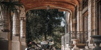 Ducati Formula 73 Resmi Meluncur! Motor Edisi Terbatas 873 Unit Ini Bikin Kolektor Berebut Ducati Formula 73 Resmi Meluncur! Motor Edisi Terbatas 873 Unit Ini Bikin Kolektor Berebut