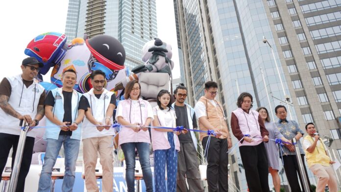 Balon Raksasa Hiasi Langit Jakarta, Film Pelangi di Mars Siap Tayang Lebaran Balon Raksasa Hiasi Langit Jakarta, Film Pelangi di Mars Siap Tayang Lebaran