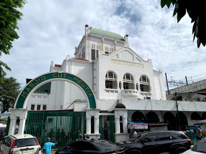 #321AQUVIVABerbagiKesejukan, Dukungan Hidrasi untuk Jamaah di Bulan Ramadan AQUVIVA Ramadan 2026