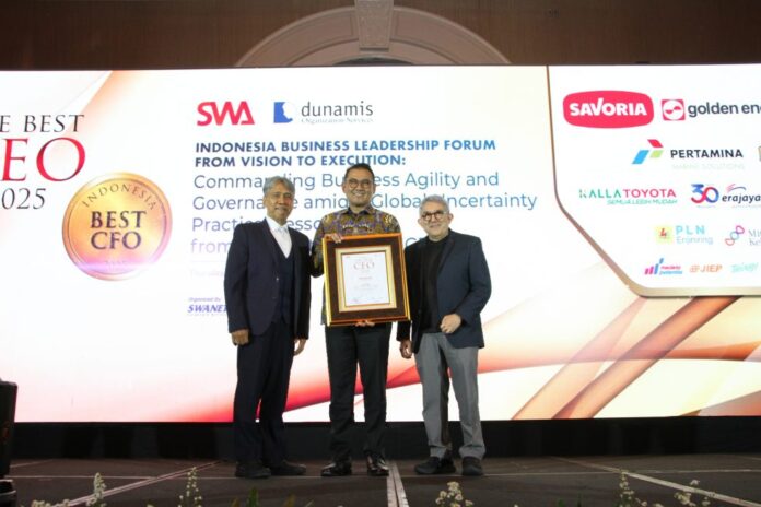 Presiden Direktur Bina Pertiwi Mahmudi Raih Indonesia Best CEO Awards 2025