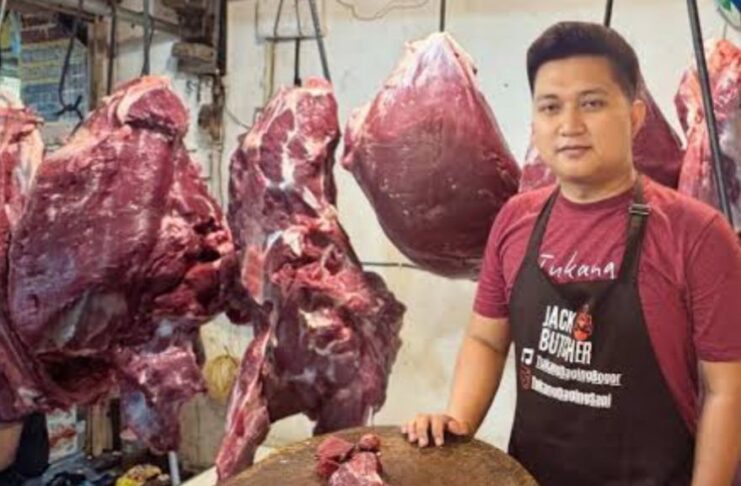 Harga Melonjak, Pembeli Tak Surut! Daging Sapi Jadi Buruan Jelang Lebaran Harga Melonjak, Pembeli Tak Surut! Daging Sapi Jadi Buruan Jelang Lebaran