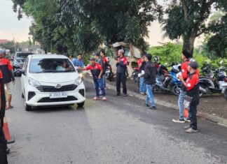 Komunitas BPK Oi Kota Bogor Gelar Aksi Berbagi Takjil di Jalan Letjen Ibrahim Adjie Komunitas BPK Oi Kota Bogor Gelar Aksi Berbagi Takjil di Jalan Letjen Ibrahim Adjie