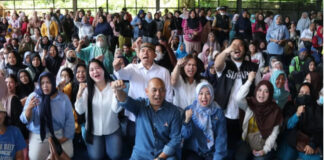 Partai Demokrat Gelar Pasar Murah Ramadan di Bogor, Bantu Warga Dapatkan Sembako Lebih Terjangkau Partai Demokrat Gelar Pasar Murah Ramadan di Bogor, Bantu Warga Dapatkan Sembako Lebih Terjangkau