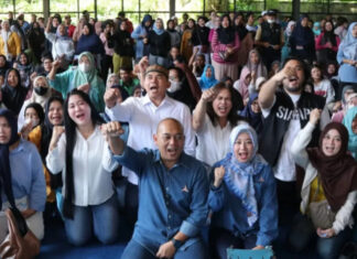 Partai Demokrat Gelar Pasar Murah Ramadan di Bogor, Bantu Warga Dapatkan Sembako Lebih Terjangkau Partai Demokrat Gelar Pasar Murah Ramadan di Bogor, Bantu Warga Dapatkan Sembako Lebih Terjangkau