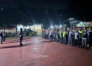 Polsek Megamendung Gelar KRYD, Amankan 30 Botol Miras dan Sosialisasikan Call Center 110 Polsek Megamendung Gelar KRYD, Amankan 30 Botol Miras dan Sosialisasikan Call Center 110