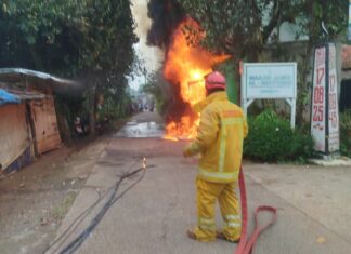 Kisah Haru Kebakaran Warung di Bogor, Pemilik Terluka Saat Selamatkan Usaha kebakaran warung bogor