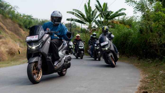 Keunggulan Yamaha NMAX TURBO untuk Touring Lebaran