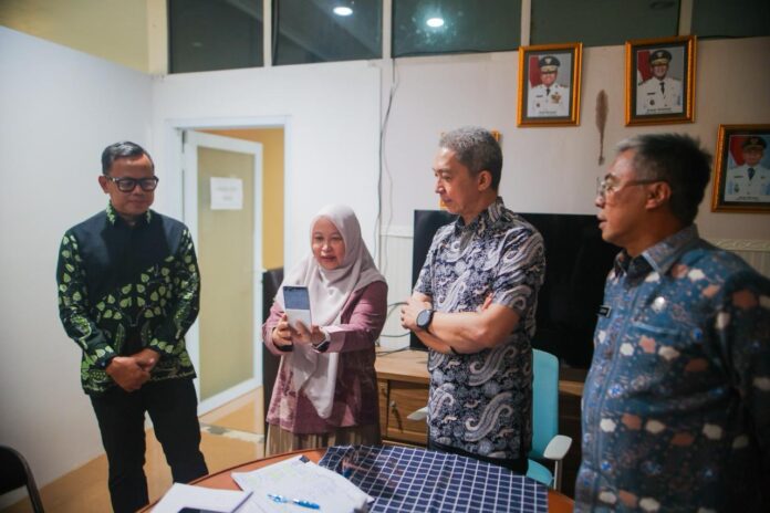 Bima Arya Tinjau WFH ASN Kota Bogor, Sistem Digital Dinilai Efisien dan Transparan