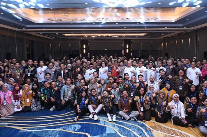 Pemerintah Percepat Digitalisasi Pendidikan, Fokus pada Pemanfaatan di Kelas Tak Sekadar Distribusi, Pemerintah Maksimalkan Penggunaan IFP di Sekolah 3T