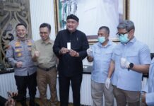 Perangi Narkoba, Bupati Bogor Mulai Tes Urine dari Internal Pemerintahan Perangi Narkoba, Bupati Bogor Mulai Tes Urine dari Internal Pemerintahan