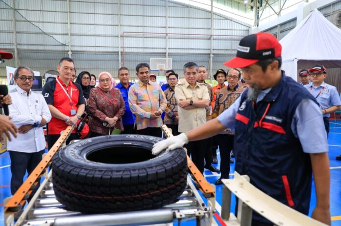 PKB Bridgestone Jadi Sorotan! Menaker Bongkar Kunci Hubungan Industrial Naik Kelas