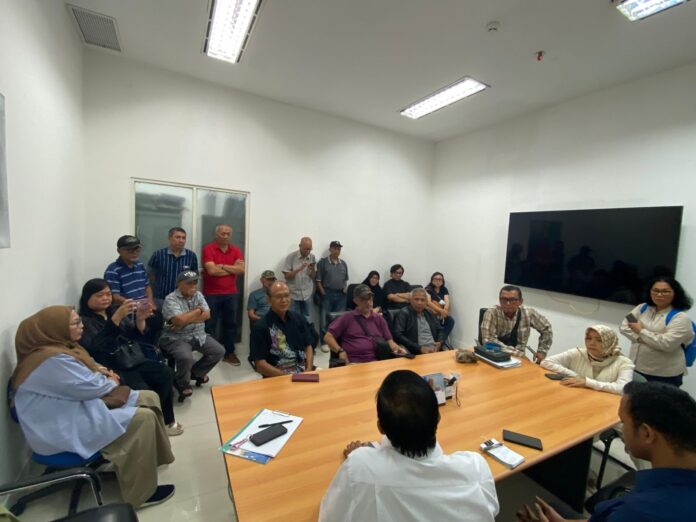 Dua Alasan Warga Vepasamo Ontrog Kantor Sentul City Tbk Dua Alasan Warga Vepasamo Ontrog Kantor Sentul City Tbk