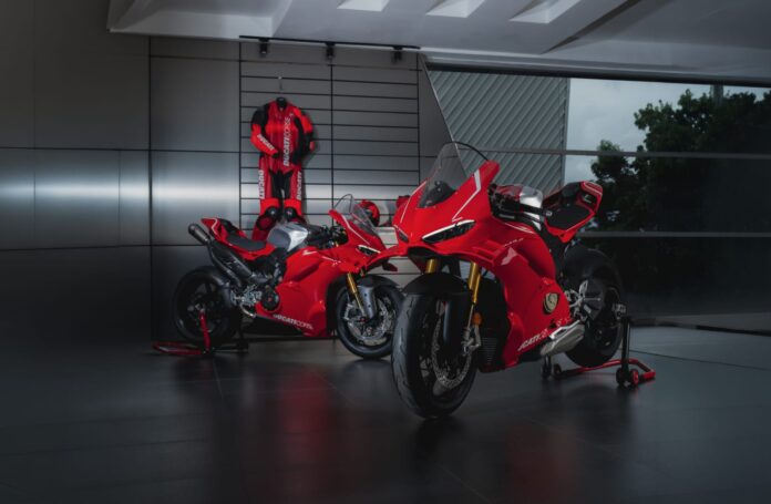 Bukan Motor Biasa! Ducati Panigale V4 R Hadir dengan Performa Setara MotoGP Bukan Motor Biasa! Ducati Panigale V4 R Hadir dengan Performa Setara MotoGP