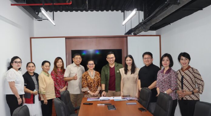 Eljohn Academy–PTIE Hadirkan Program “Beauty, Brain, Behavior” untuk Perempuan Indonesia Eljohn Academy–PTIE Hadirkan Program “Beauty, Brain, Behavior” untuk Perempuan Indonesia