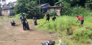 Warga Sukasari dan Komunitas Seni Gelar Aksi Bersih Ciliwung Peringati Hari Bumi 2026 Aksi Nyata Hari Bumi, Warga dan Seniman Bogor Turun Bersihkan Sungai