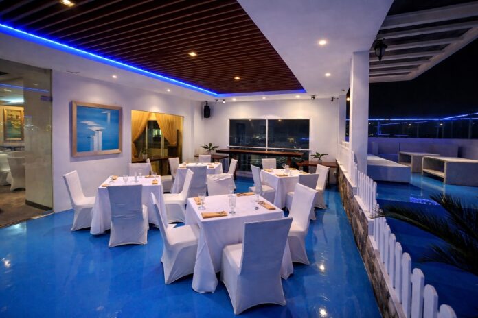 Sky Dining Baru di Ancol! Cielo & Cibo Tawarkan Sunset Romantis hingga Fine Dining Premium