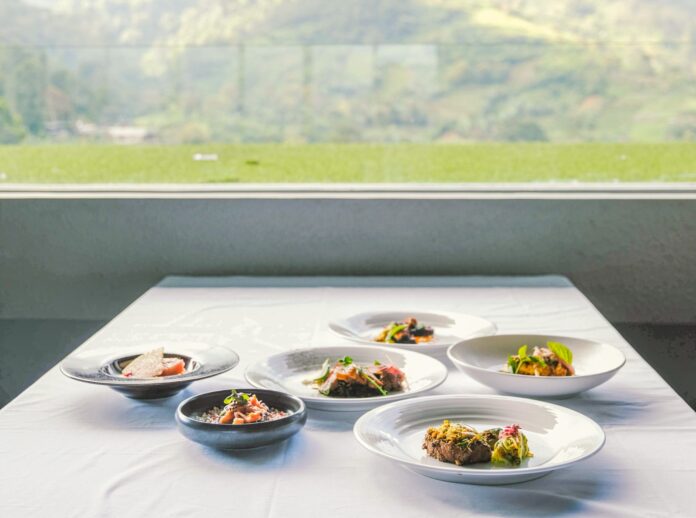 Eksklusif! Grand Aston Puncak Sajikan “Nusantara Gourmet” dengan Sentuhan Fine Dining
