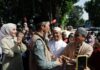 Haru Pelepasan Jamaah Haji Bogor, Wali Kota Ingatkan Jaga Kesehatan Haru Pelepasan Jamaah Haji Bogor, Wali Kota Ingatkan Jaga Kesehatan