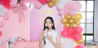 Fayola Tunjukkan Potensi Besar Lewat Debut Film dan Penampilan Panggung Perdana Fayola Tunjukkan Potensi Besar Lewat Debut Film dan Penampilan Panggung Perdana