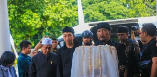 Mahkota Binokasih Tiba di Bogor, Simbol Kejayaan Pajajaran Disambut Meriah Mahkota Binokasih Tiba di Bogor, Simbol Kejayaan Pajajaran Disambut Meriah