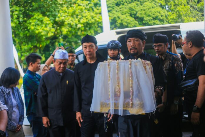 Mahkota Binokasih Tiba di Bogor, Simbol Kejayaan Pajajaran Disambut Meriah