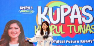 Stop Kecanduan Gadget! Ini Cara Baru yang Diajarkan ke Pelajar Jakarta Stop Kecanduan Gadget! Ini Cara Baru yang Diajarkan ke Pelajar Jakarta