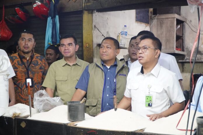 Harga Beras Dijaga Tetap Stabil, Pemerintah Soroti Pendapatan Petani yang Masih Rendah