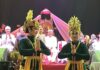 Tradisi dan Antusias Warga Warnai Kirab Mahkota Binokasih Bersama KDM di Bogor Tradisi dan Antusias Warga Warnai Kirab Mahkota Binokasih Bersama KDM di Bogor