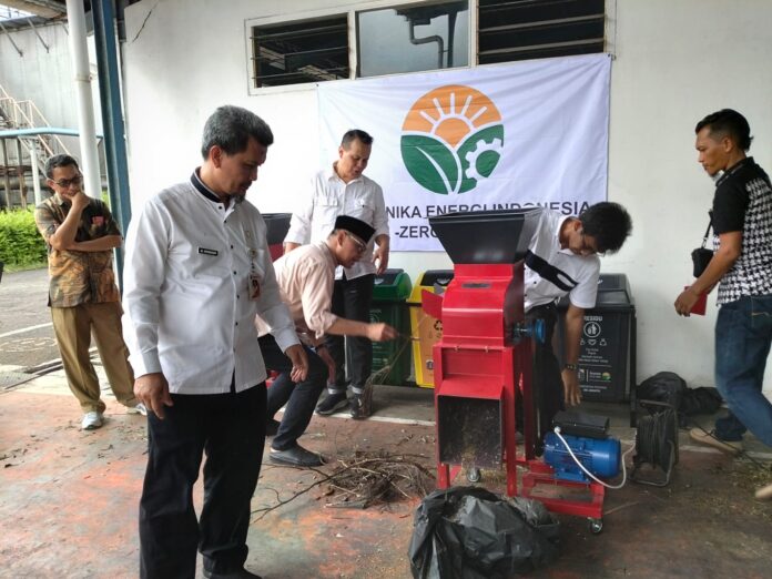 Arunika Energi Indonesia Luncurkan Mesin Pencacah Sampah Organik untuk Dukung Pemilahan Sampah di Jakarta Arunika Energi Indonesia Luncurkan Mesin Pencacah Sampah Organik untuk Dukung Pemilahan Sampah di Jakarta