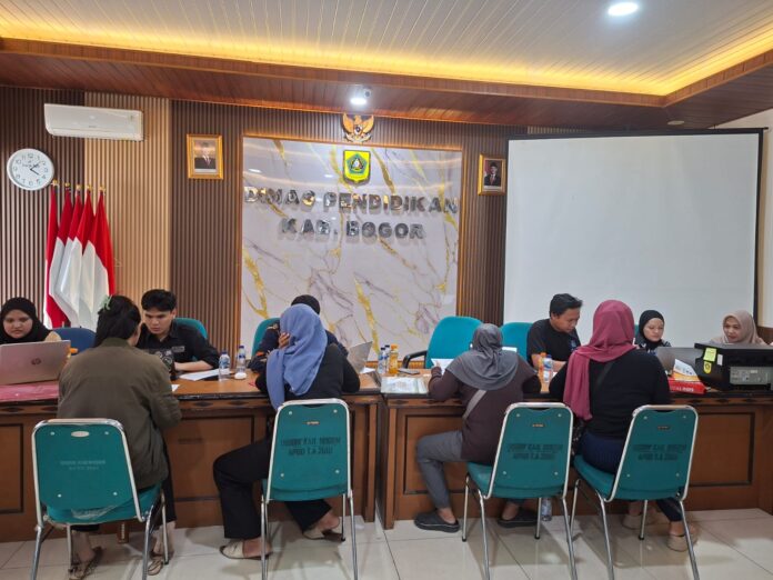 Disdik Kabupaten Bogor Buka Helpdesk SPMB 2026, Siap Bantu Orang Tua Atasi Kendala Pendaftaran