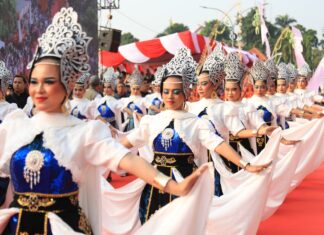 Helaran Mapag Pajajaran Anyar Jadi Simbol Persatuan dan Pelestarian Budaya Kabupaten Bogor Helaran Mapag Pajajaran Anyar Jadi Simbol Persatuan dan Pelestarian Budaya Kabupaten Bogor