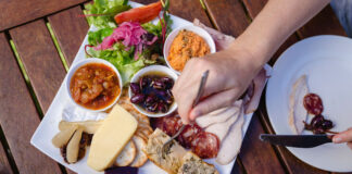 Liburan ke Australia Barat? Jangan Lewatkan 5 Destinasi Kuliner Favorit Ini Liburan ke Australia Barat? Jangan Lewatkan 5 Destinasi Kuliner Favorit Ini