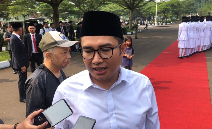 Sastra Winara Ajak Generasi Muda Jaga Persatuan di Momentum Hari Lahir Pancasila dan HJB ke-544 Sastra Winara Ajak Generasi Muda Jaga Persatuan di Momentum Hari Lahir Pancasila dan HJB ke-544