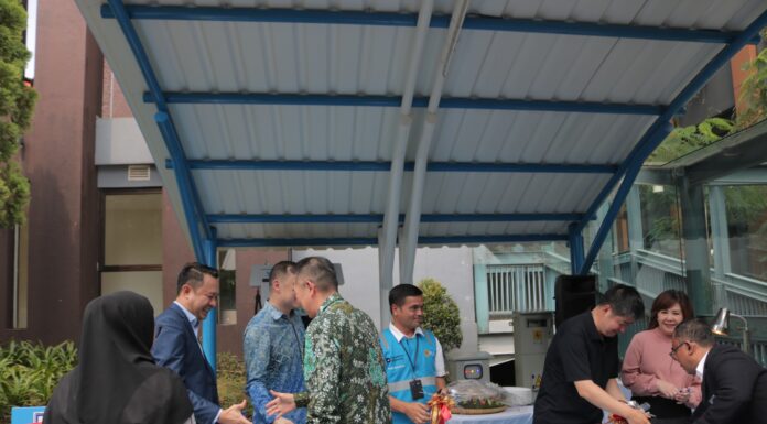 Dukung Ekosistem EV Indonesia, Aston Sentul Resmi Operasikan Charging Station Dukung Ekosistem EV Indonesia, Aston Sentul Resmi Operasikan Charging Station
