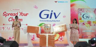Spread Your Charm, Be PEACHtacular! GIV Hadirkan Charming Peach Blossom untuk Temani Momen Self-Care Spread Your Charm, Be PEACHtacular! GIV Hadirkan Charming Peach Blossom untuk Temani Momen Self-Care